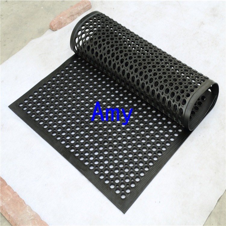 酒店防滑胶垫 带孔胶皮地垫 厂家橡胶垫