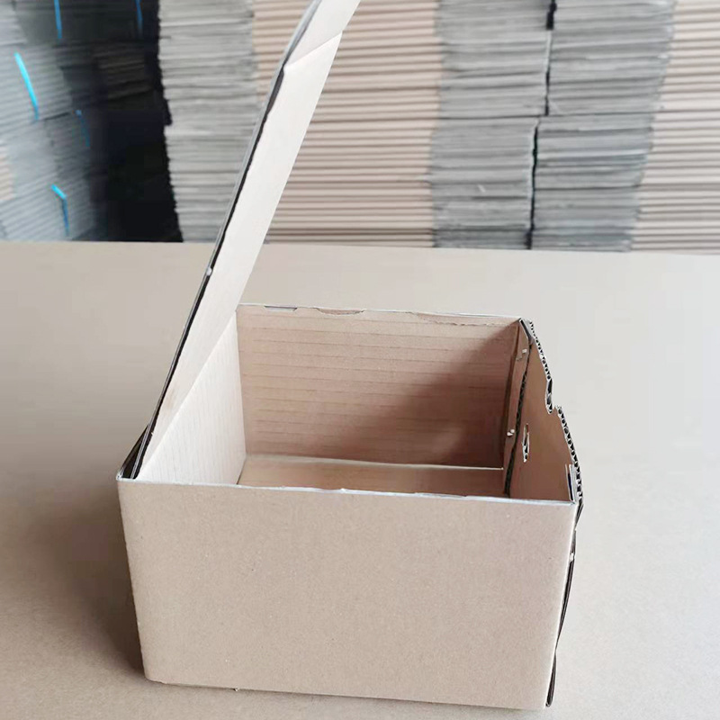 三层五层邮政物流纸箱批发搬家箱子打包快递通用纸盒子包装箱厂家