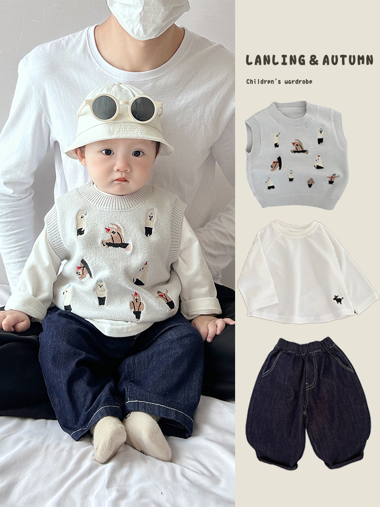 Primavera y otoño estilo coreano ropa de bebé hombre suéter niño dibujos animados bordados chaleco de punto bebé chaleco de hombro casual de moda