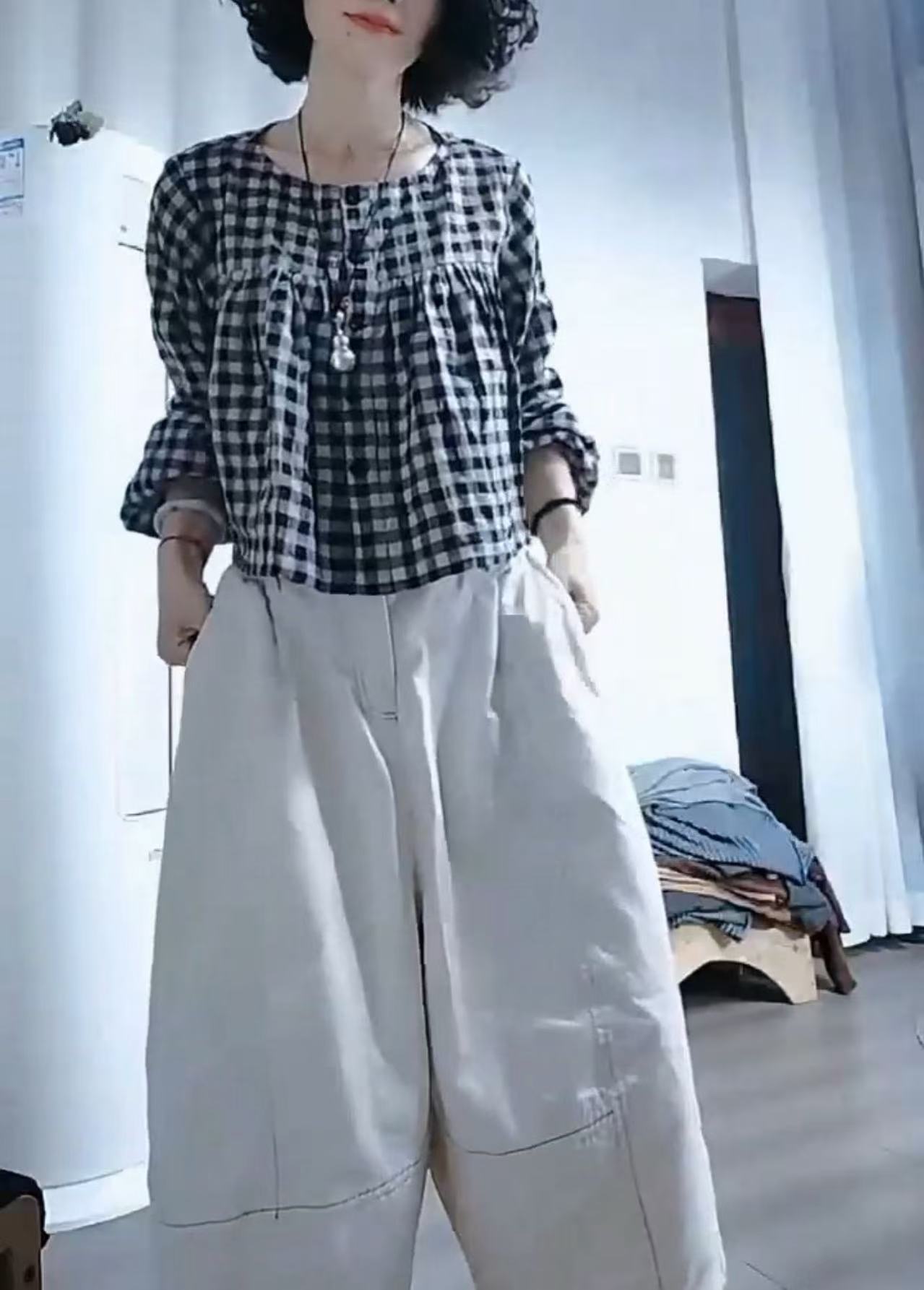 격자 무늬 탑
