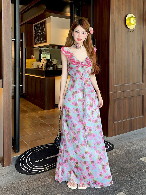2026 Korean Version Slimming Floral Dress for Women, Waist-Cinching Mint Rose Island Double-Layer Lace Two-Way Wear V-Neck Dress 2026 Korean Version Slimming Floral Dress for Women, Waist-Cinching Mint Rose Island Double-Layer Lace Two-Way Wear V-Neck Dress