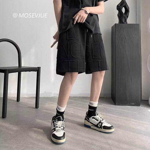 Minimalist Wide Leisure Pants for Men - Summer High-End Honeycomb Drawstring Sports Beach Shorts with Hong Kong Style Relaxed Five-Finger Shorts