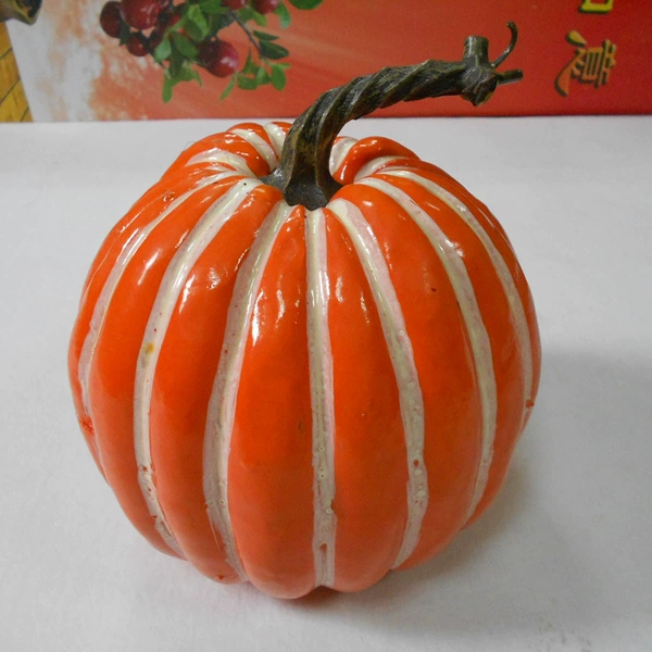 20 cm round yellow pumpkin