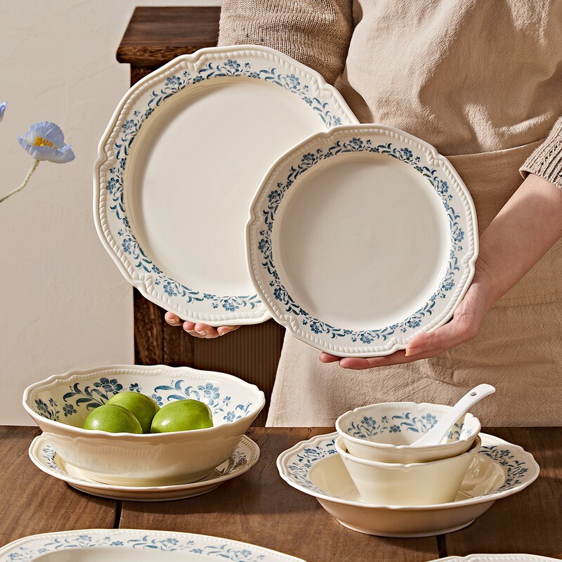 High-temperature underglaze ceramic bowl and plate tableware set, ceramic rice bowls, bowls and plates, housewarming gift bowl High-temperature underglaze ceramic bowl and plate tableware set, ceramic rice bowls, bowls and plates, housewarming gift bowl