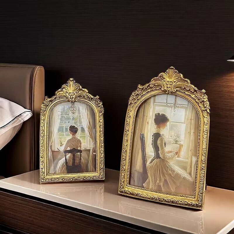 French-Style Living Room and Bedroom Decor Photo Frame, Light Luxury Hanging Picture Frame, Sofa and Bedside Decoration, Simple Birthday Gift French-Style Living Room and Bedroom Decor Photo Frame, Light Luxury Hanging Picture Frame, Sofa and Bedside Decoration, Simple Birthday Gift