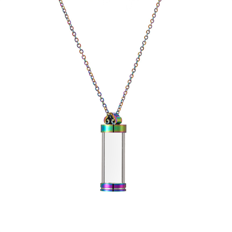 Collana con pendente a forma di boccetta di profumo trendy_voghion.com
