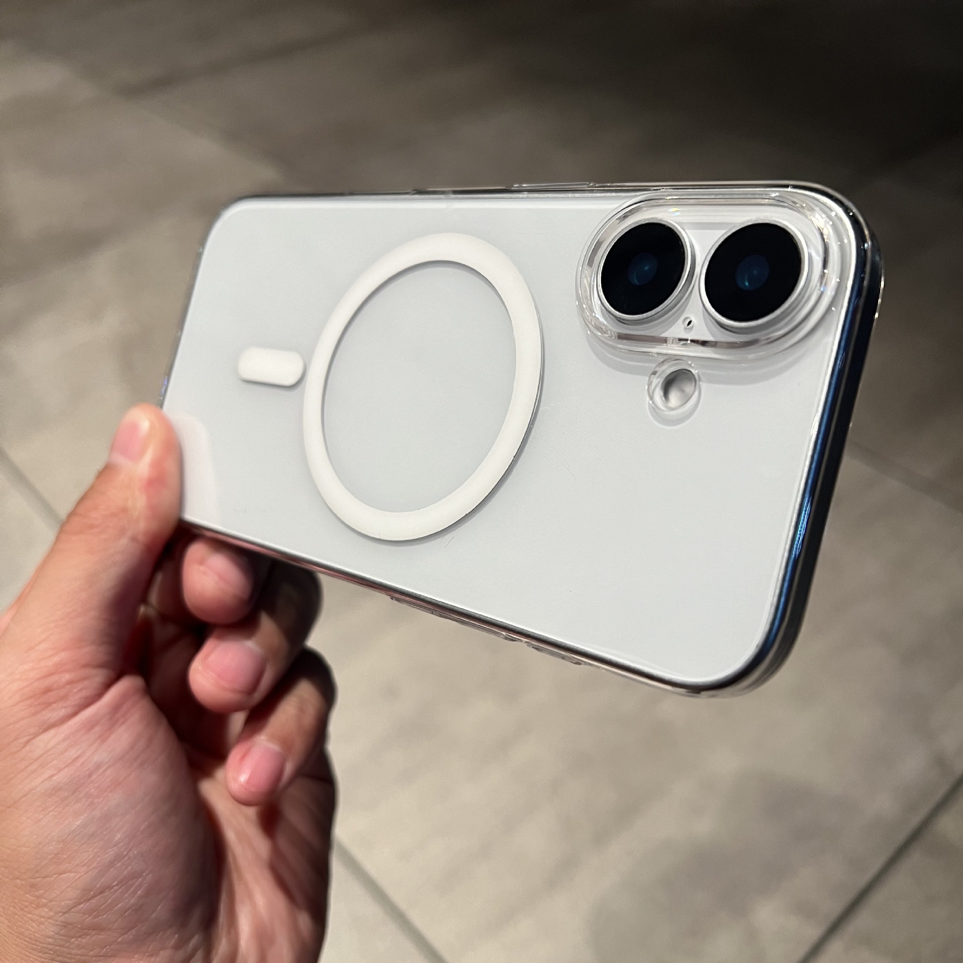 Carga inalámbrica magnética de sensor ultrafino y avanzado para iPhone 16 funda para teléfono móvil Apple 16promax funda protectora