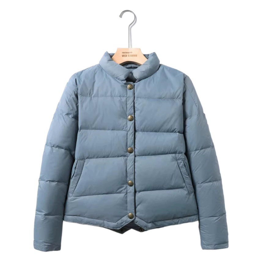 Новая коллекция осень-зима 2025: Легкий женский пуховик в стиле арт-дизайн, укороченный, со воротником-стойкой, свободного кроя, больших размеров, из белого утиного пуха, трендовый