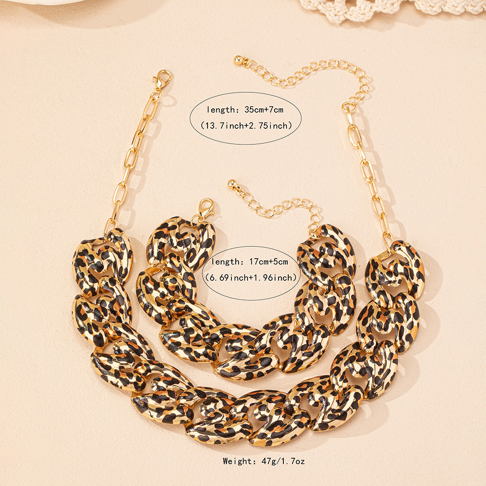 Plating Design Vintage Style Leopard Alloy Plating Women's Jewelry Set