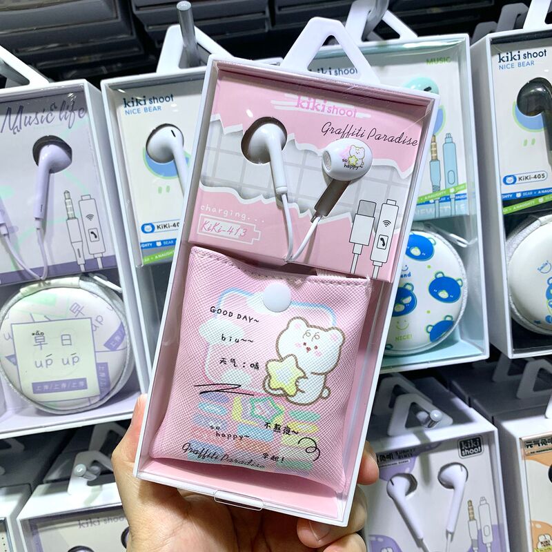 Kikiメーカー卸売りは華為type-cインターフェイスのイヤホン学生のかわいいアニメ収納袋のイヤホンを適用している|undefined