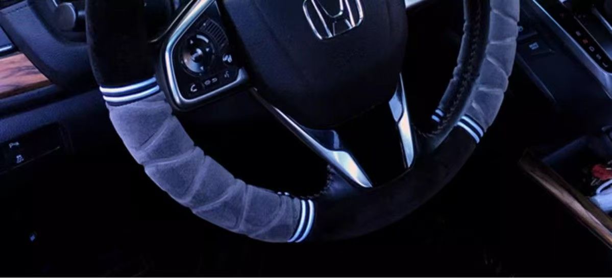 Car Steering Wheel Cover Plush Handlebar Cover Long and Short Plush Autumn and Winter Three-Piece Set Unisex Warm and Non-Slip