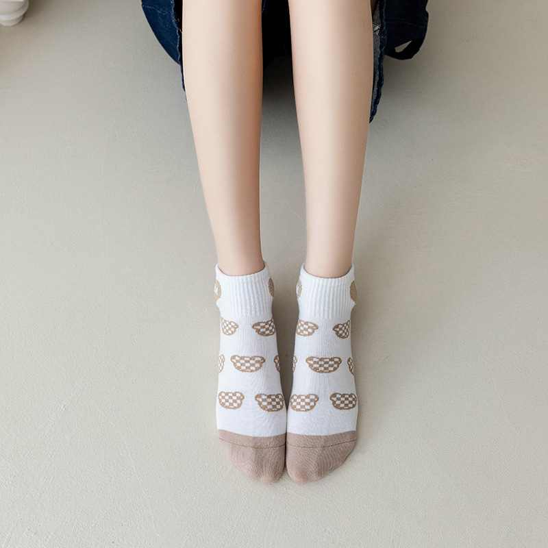 Women's Fashion Bear Flower Polyester Cotton Polyester Ankle Socks A Pair display picture 5