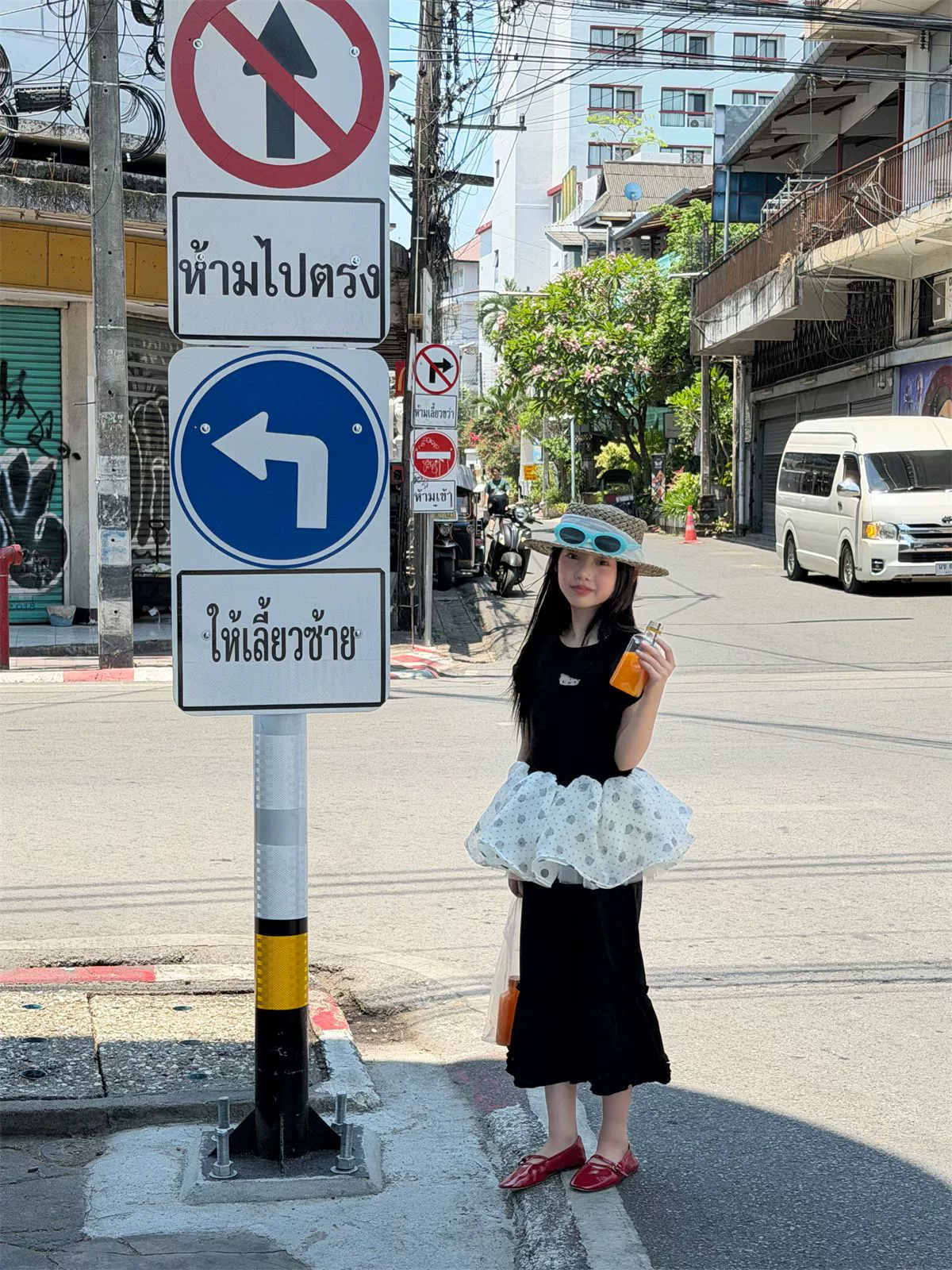 [Translation placeholder]
