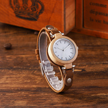 2024新款跨境热销手表女小众高级感复古表wrist watch货源厂家现