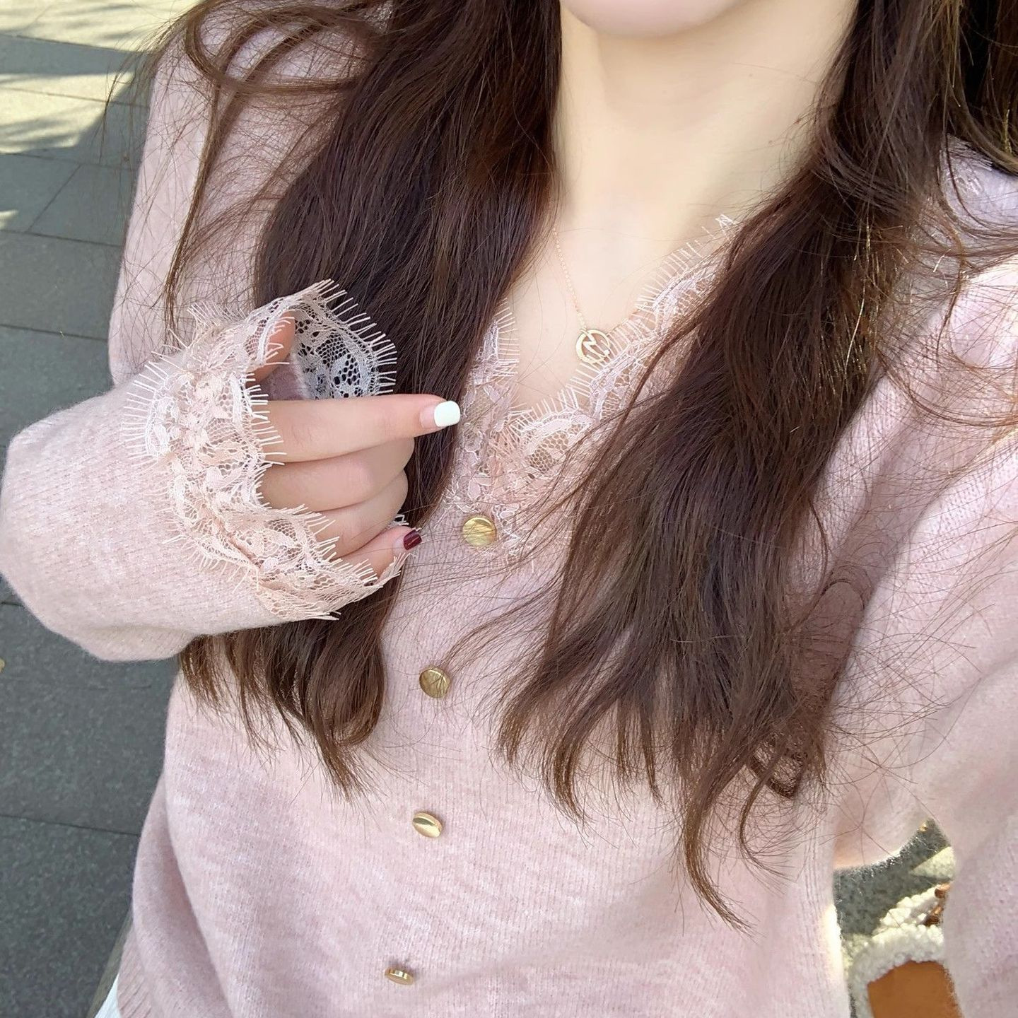辣妹性感V领蕾丝针织毛衣独特性感纯欲风宽松百搭打底衫上衣ins女