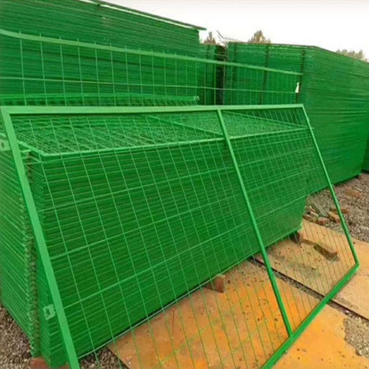 铁丝围栏高速公路围栏养殖果园围网铁丝网园林围栏绿色护栏网