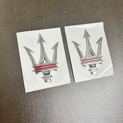 Car logo — Emblem Rear Emblem Xinyicheng - a-pair-of-side-markings-on-the-rear-window-bright-silver-red-line