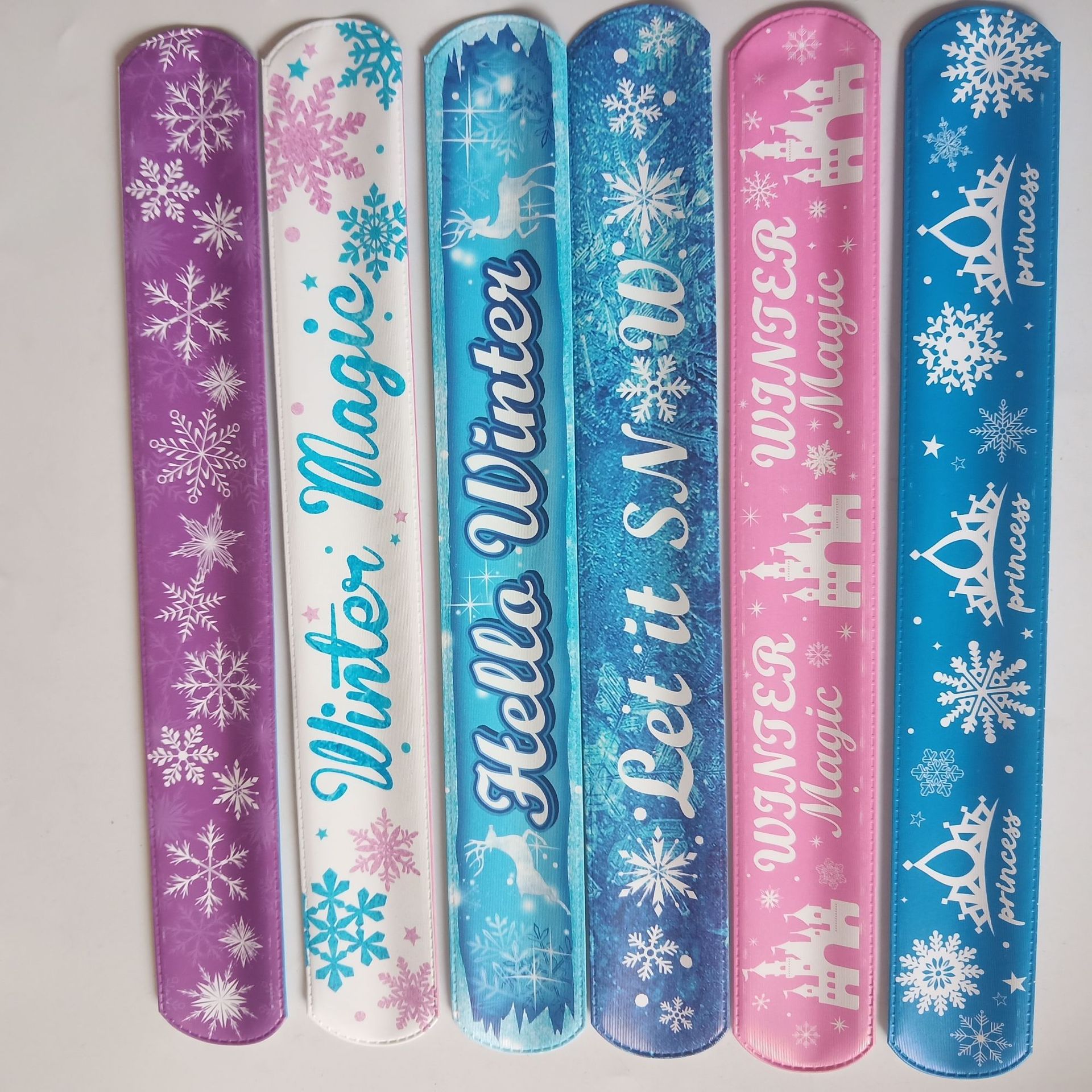 刚新款亚马逊雪花圣诞节啪啪圈手腕带冰雪圣诞拍拍手环