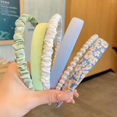 Mix and match small and fresh women's hair compression band, sponge hairband with Korean pearl headband hair clip, hair bun princess head accessory, small floral pattern.