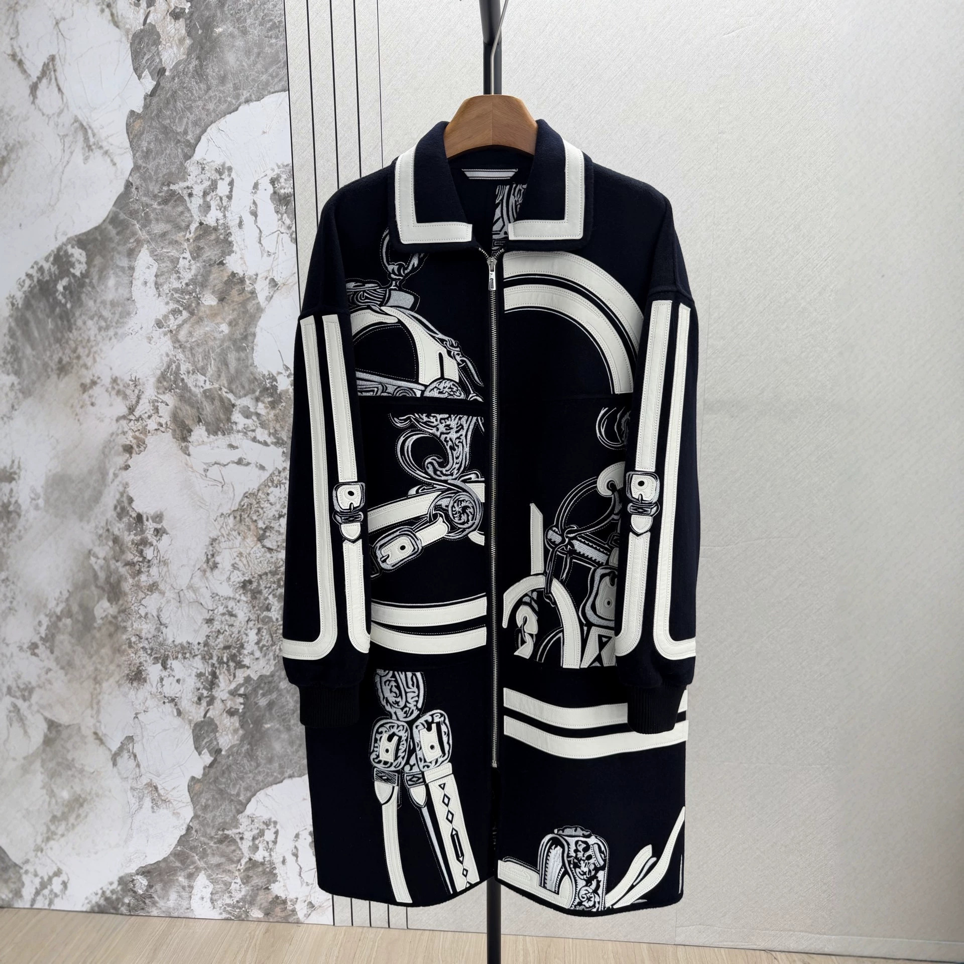 2026 Autumn/Winter New Collection: H Brand Heavy Embroidery Patchwork Genuine Leather Cashmere Coat, Versatile Long Outerwear Top