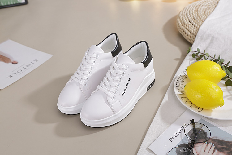 Baskets basses femme blanches compensées imperméables antidérapantes_voghion.com