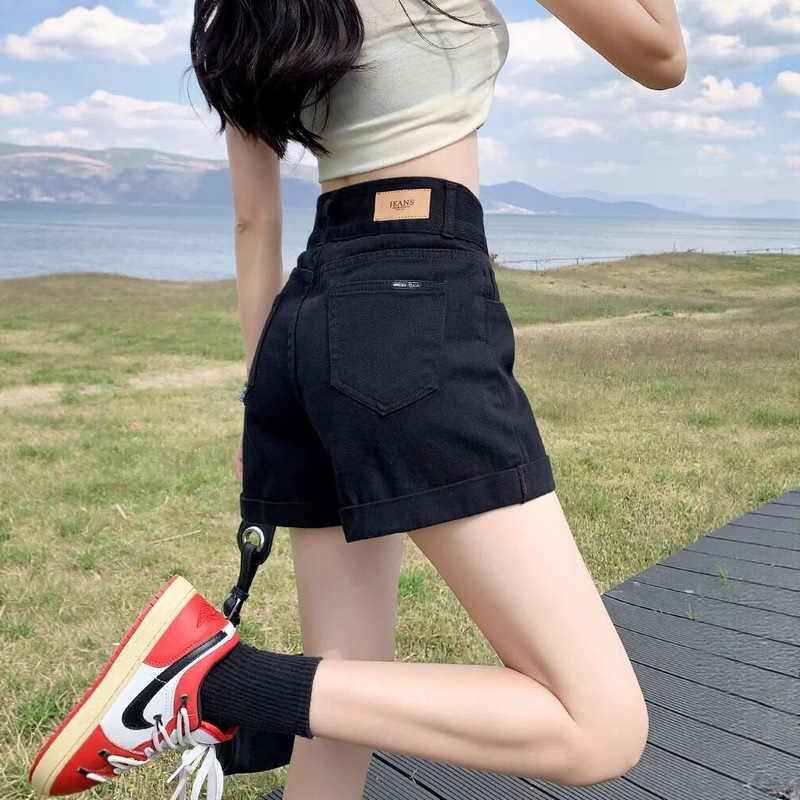 Black Denim Shorts for Women with Pear-Shaped Body Shape, Summer Plus Size, High-Waisted, Stretchy, Hip-Covering, Slimming A-Line Wide-Leg Hot Pants