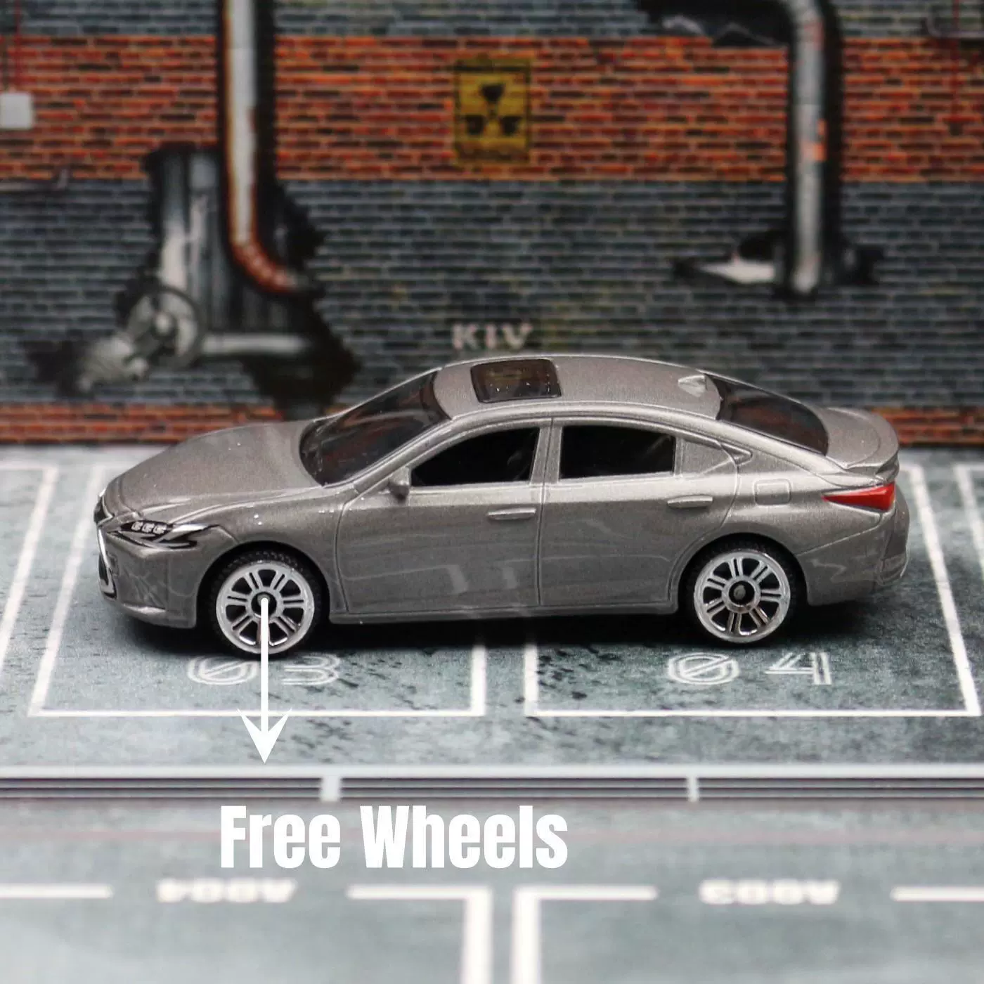 Цветная модель игрушечного автомобиля CCA 1/64 Lexus BMW Pagani Shelby AE86 из сплава, спортивный автомобиль, лифт-станция