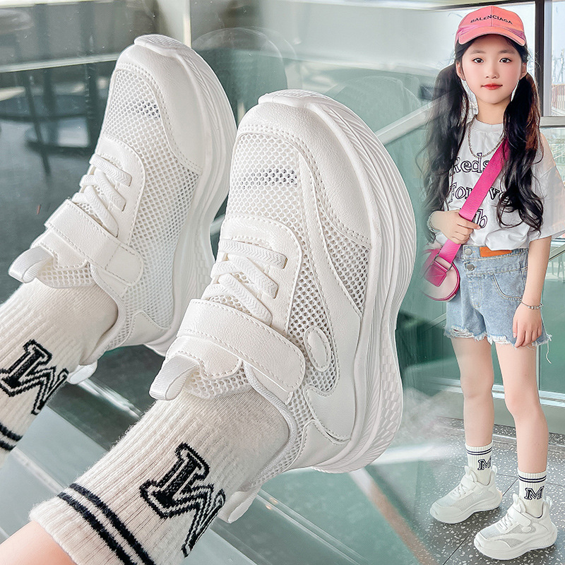 61白い靴の夏の薄いタイプの子供の運動靴のシングルネットの通気性の夏の新型の女の子のランニング靴の透網面|undefined