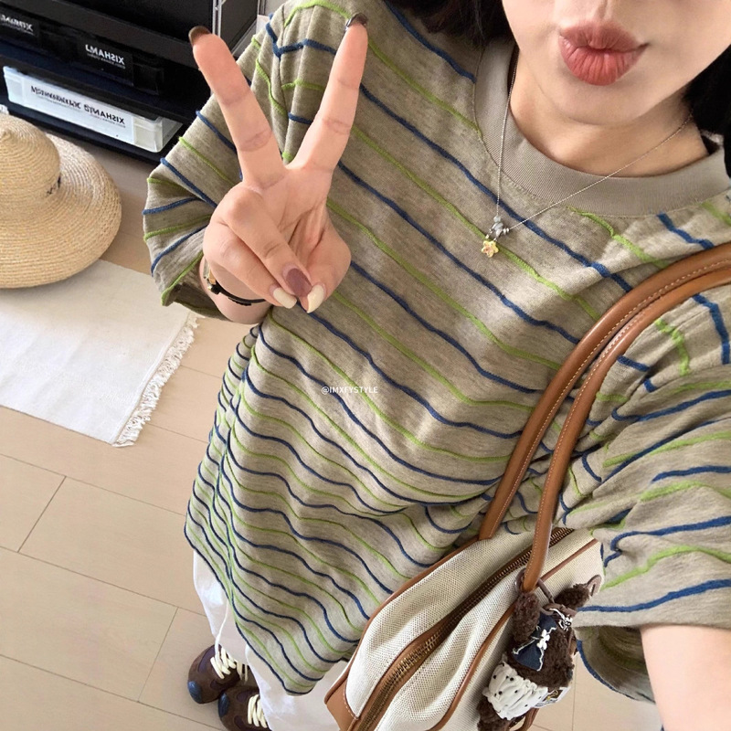 Spring Is Not Too Late, the Color Matching Is Beautiful, Stereo Green Stripesd Large Version T-Shirt for Women, Lazy Casual Slimming Look Round Neck Short-Sleeved Top Summer