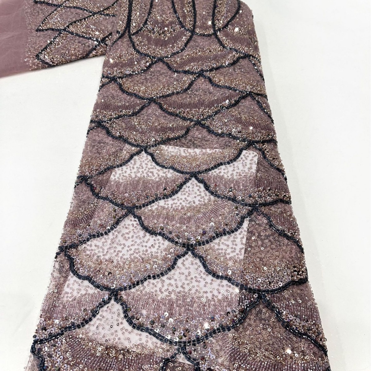 Tejido de malla bordado de diamante Gao Ding lujo vestido de boda vestido de moda de cuentas transfronterizas bordado de sequillas image 4