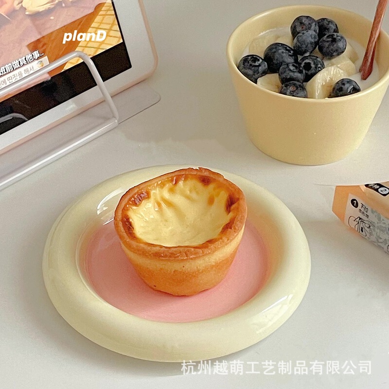 ins-style Cream Hand-painted Chubby Cute Ceramic Breakfast Dessert Plate Dinner Plate Storage Plate High-value Small Size
