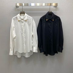 25春の新型フランス重工の刺繍金属ボタンはゆったりとしたリネンシャツを飾ります。