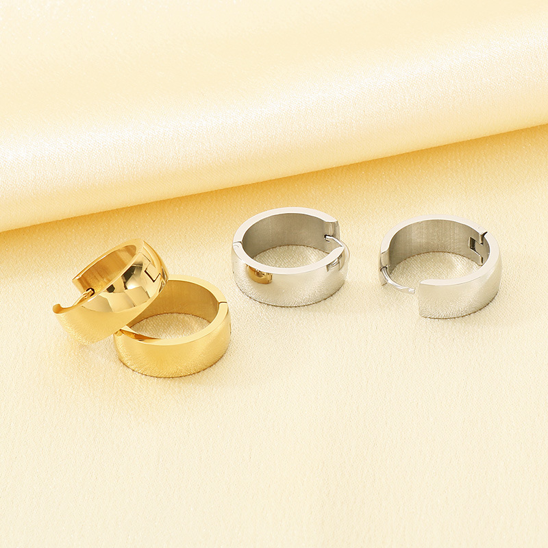 Minimalist Stainless Steel Hoop Earrings For Everyday Versatile Wear_voghion.com