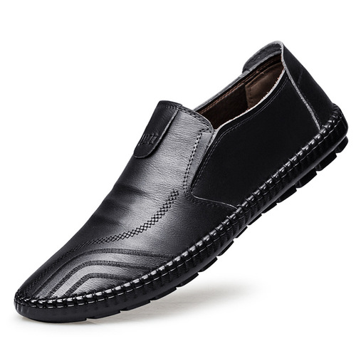 A pair of men's spring and summer new style English business casual leather shoes for men, work pinto shoes for men