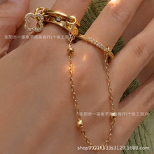 �羳�ٴ�M�Ͻ�ָ��ˮ����ɫ���P�+�h���~���|�18k�𻨶��pָ�h
