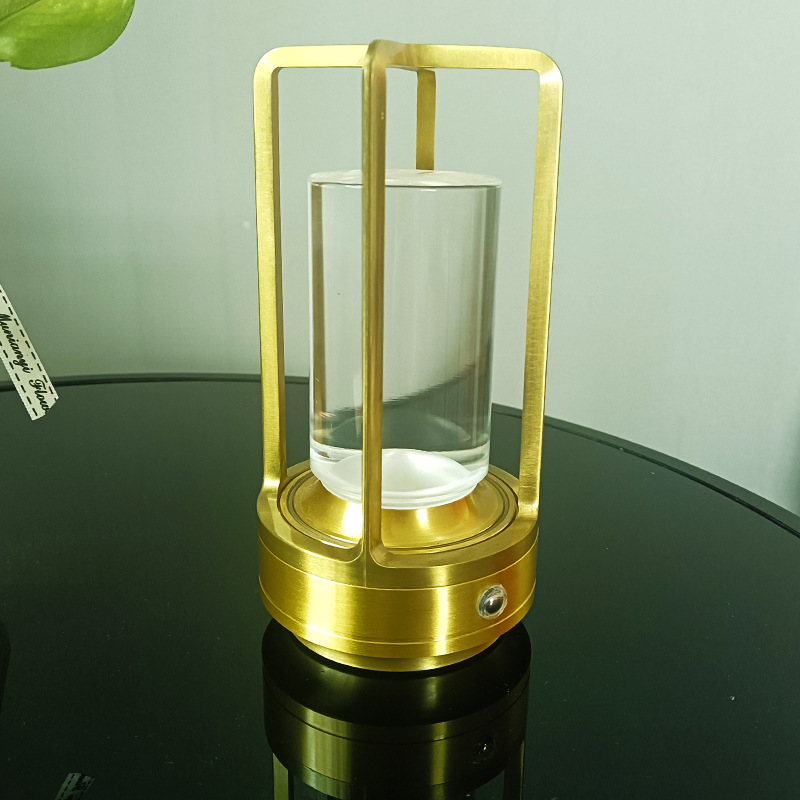 New Product Cross-Border Creative Atmosphere Bar Restaurant USB Charging Desk Lamp Retro Camping Luxury Simple Decorative Lamp