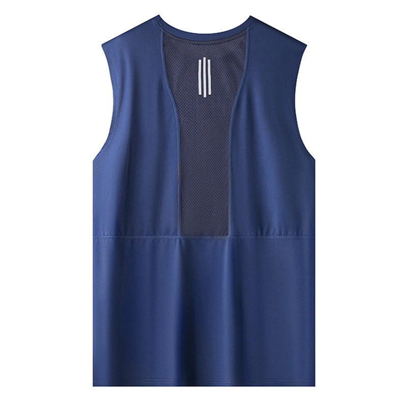氷酸素運動ベスト男性タイプの夏は薄いノースリーブ男性tシャツを着ています。|undefined