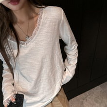100%纯棉蕾丝V领拼接宽松版长袖t恤女士早秋设计感韩系高级感上衣