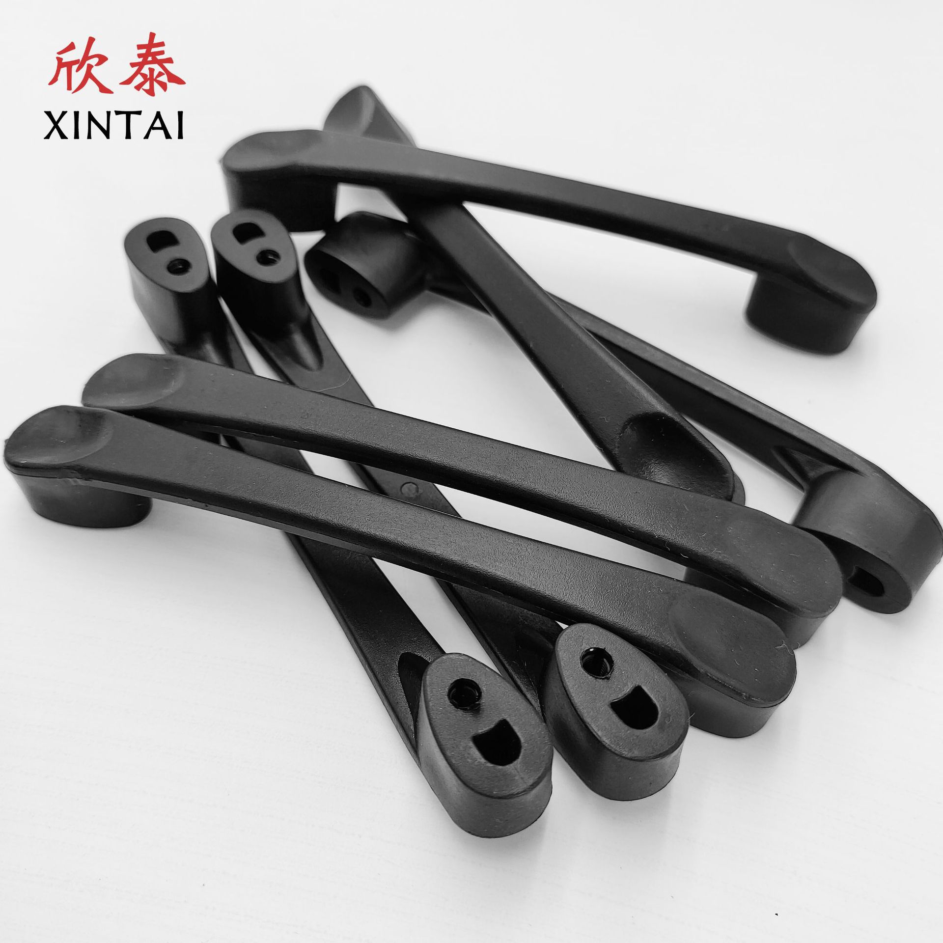 廠家直供櫃門拉手抽屜櫥房櫃衣櫃把手拇指塑料96孔距黑色現代簡約