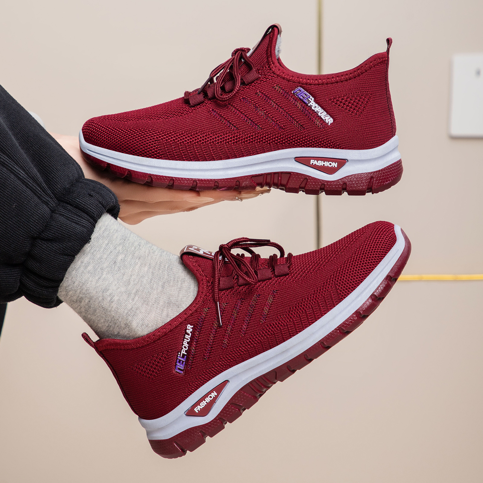 Zapatos de algodón de mujer invierno transfronterizo TEMU zapatos de lana de tamaño grande color sólido versátil zapatos para caminar zapatos de mujer gruesos al por mayor