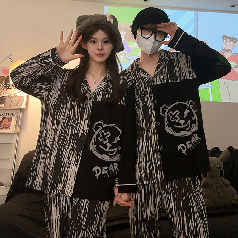 Graffiti bear [long sleeves + trousers]