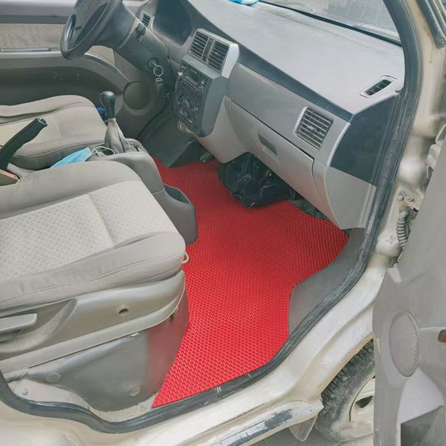 Cross-Border Customizable Pvc Car Floor Mats, Non-Slip, Waterproof, Wear-Resistant, Universal Type, Roll Material, Direct Sales from the Manufacturer