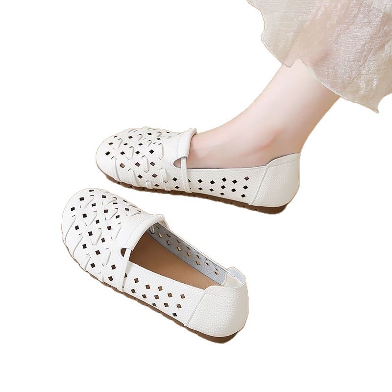 Soft Sole Soft Surface Cut Out Mom Shoes 2025 Summer New Style Comfortable Woven Fabric Casual Sandals Clogs for Women