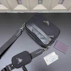 男士斜挎包时尚尼龙布单肩包休闲商务大容量防水耐磨包