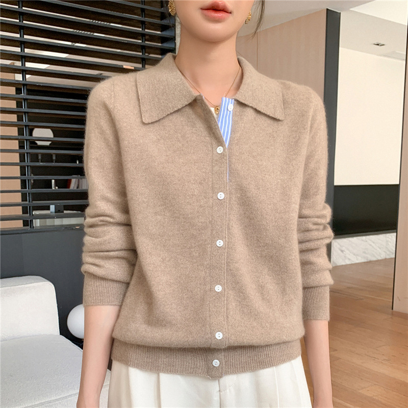 25 New Autumn and Winter Polo Collar Single-Breasted Knitted Cardigan for Women, Color-Blocking, Commuter Style, Slim Fit, Fashionable and Versatile Top 25 New Autumn and Winter Polo Collar Single-Breasted Knitted Cardigan for Women, Color-Blocking, Commuter Style, Slim Fit, Fashionable and Versatile Top