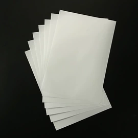 玻璃工艺品;印刷耗材;经络保健器材