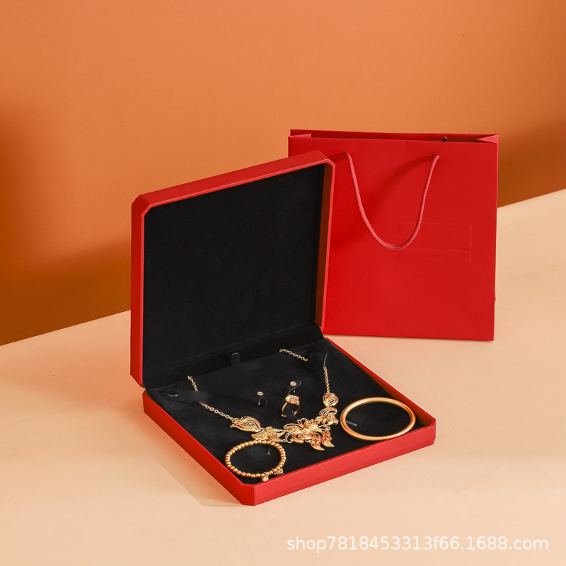 八角五金套餐盒 尺寸长 210宽   210   高40.j