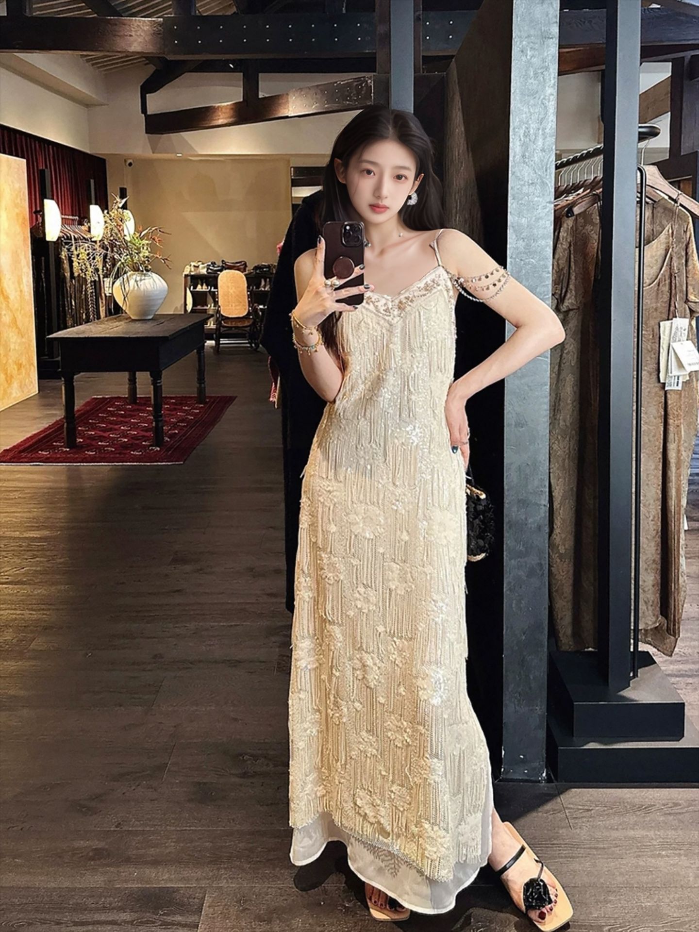 Đầm dây tua rua thêu lưới đính cườm phong cách Trung Quốc mới ZX N7012 — đen obsidian, cơm hạnh nhân
