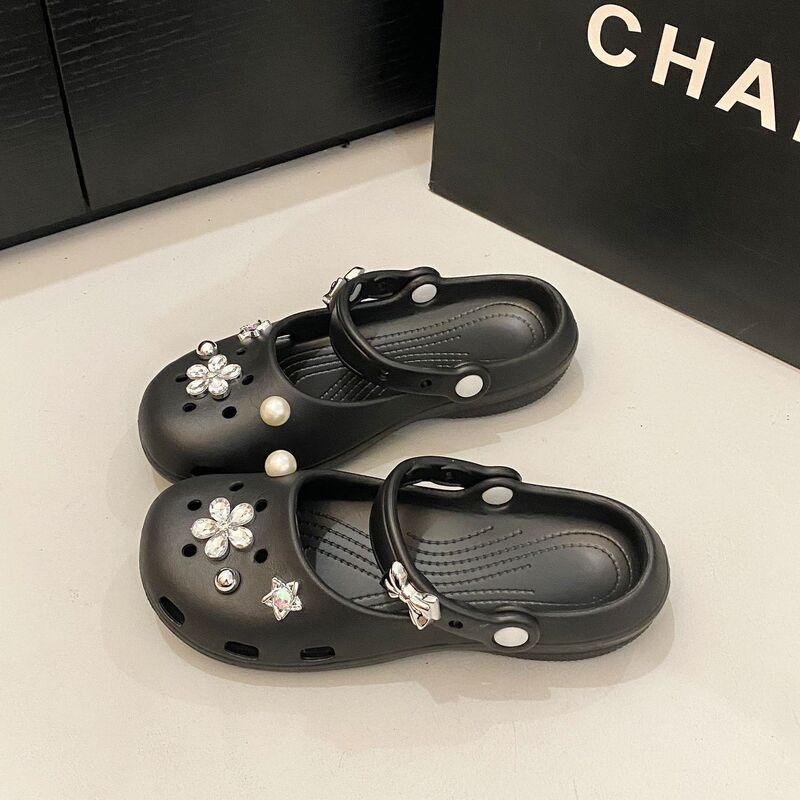 Diamond-Encrusted Pearl Bow Ballet Clogs, Versatile Street-Style Shoes, 2026 Summer New Model, Comfortable Soft Sole for Outdoor Wear Diamond-Encrusted Pearl Bow Ballet Clogs, Versatile Street-Style Shoes, 2026 Summer New Model, Comfortable Soft Sole for Outdoor Wear