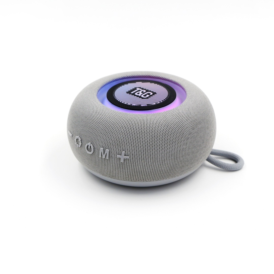 Nuevo altavoz Bluetooth transfronterizo TWS pareado portátil al aire libre moda subwoofer regalo tarjeta de tela cañón de acero